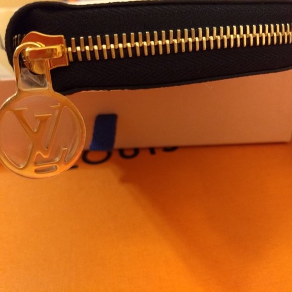 LOUIS VUITTON M57491 GAME ON ZIPPY WALLET IN WHITE -- brand new - Picture 3 of 9